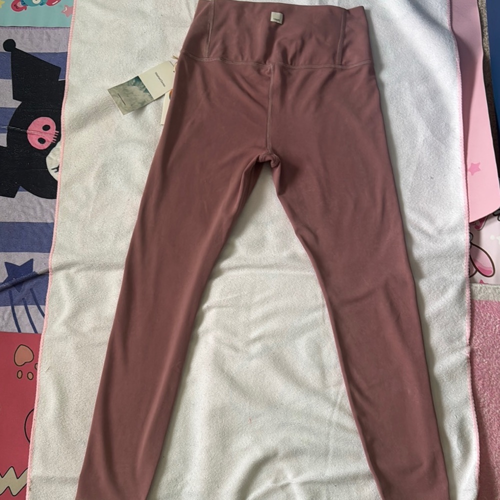 Vuori Washed Studio Legging *NWT M - Picture 5 of 8